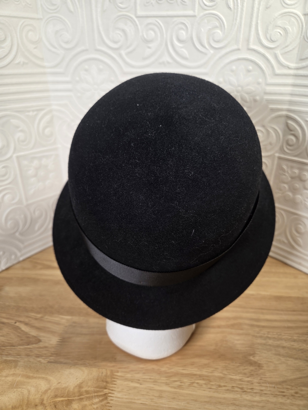 betmar Black Felt Cloche Hat with Pearl Accent - Picture 4 of 6